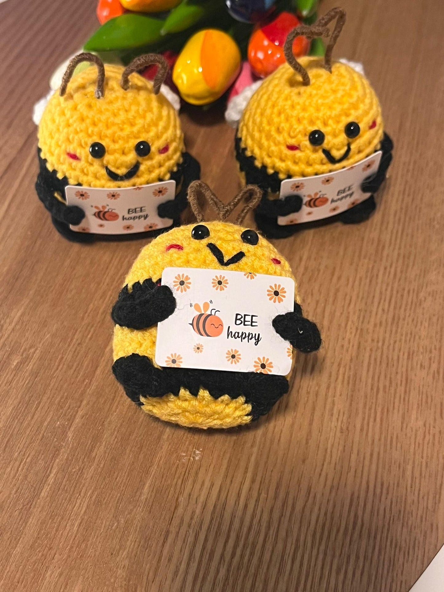 🐝 Gehäkelte Biene „Bee happy“ – handgemachte Biene