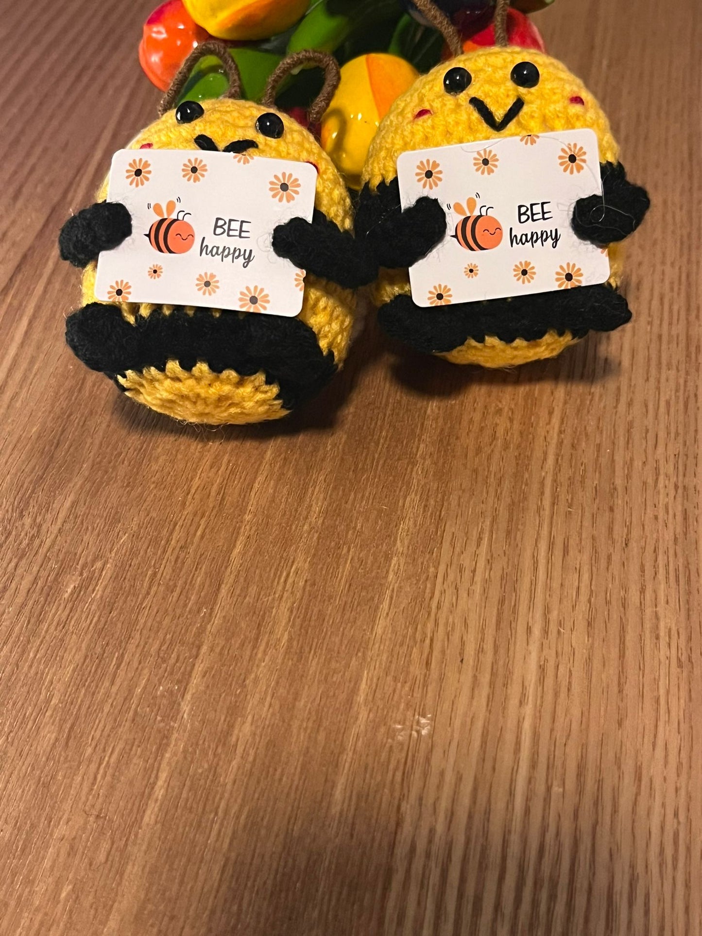 🐝 Gehäkelte Biene „Bee happy“ – handgemachte Biene